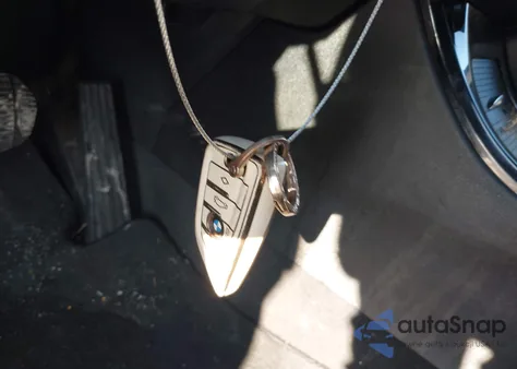 2016 BMW X1 xDrive28I z USA, uszkodzony, nr VIN WBXHT3C37GP881303